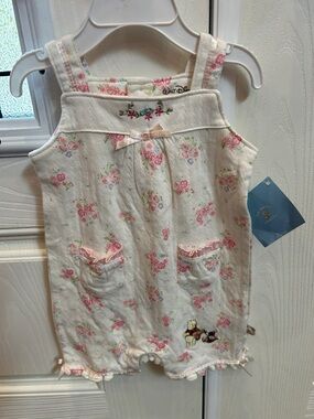 Winnie the Pooh Pink Floral Baby One-Piece Bodysuit